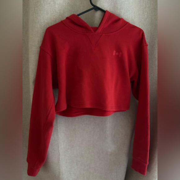 LIMITED EDITION CANADA OLYMPIC LULULEMON
Lululemonn cropped hoodie - Picture 3 of 6